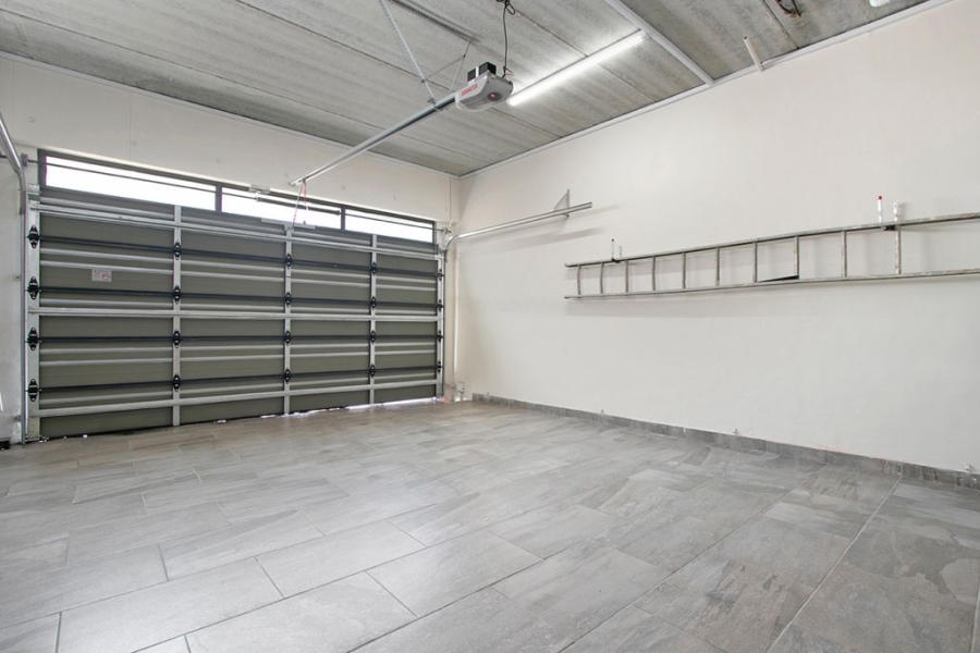 5 Bedroom Property for Sale in Rondebosch Western Cape